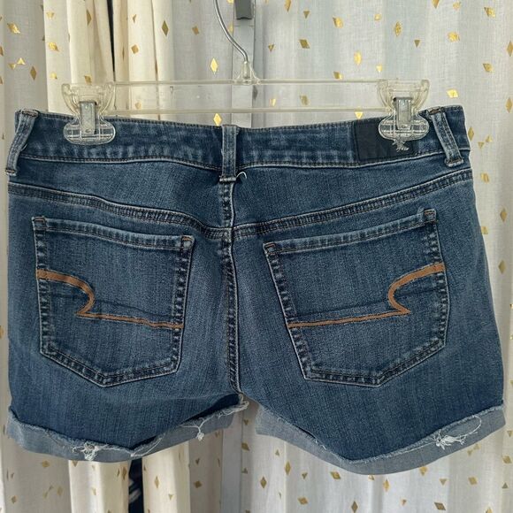 American Eagle 360° Super Stretch Distressed Folded Raw Hem Midi Denim Shorts 6 - Picture 3 of 7